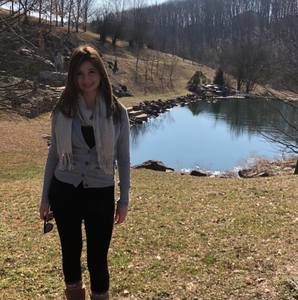 Meet your Posher, Ana catalina